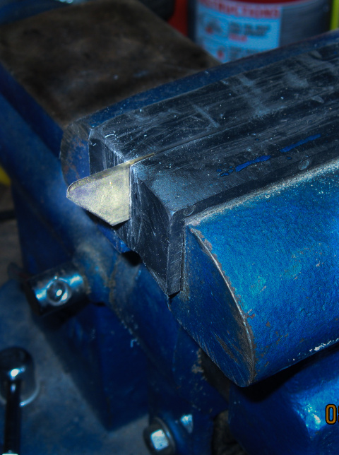 Safety Blade clamped securely in the vise