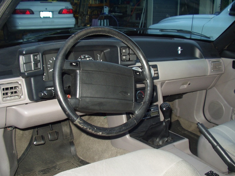 1992 Ford Mustang LX Driver's Seat 1